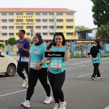 Runner Photo 8209320