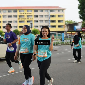 Runner Photo 8209335