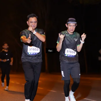 Runner Photo 8209375