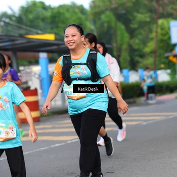 Runner Photo 8209400
