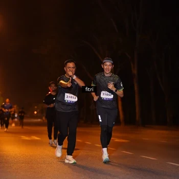 Runner Photo 8209435