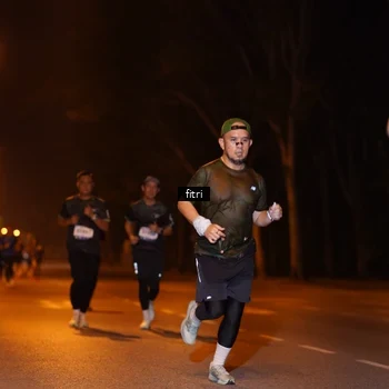 Runner Photo 8209458