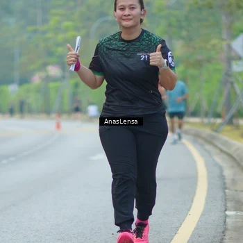 Runner Photo 8209464