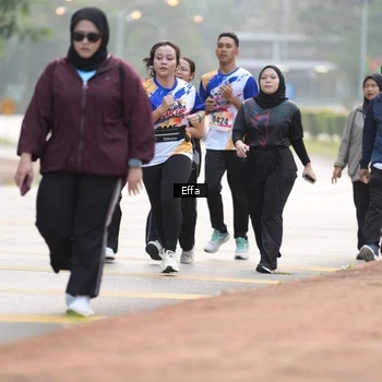 Runner Photo 8209472