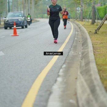 Runner Photo 8209481