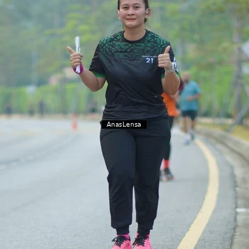 Runner Photo 8209489