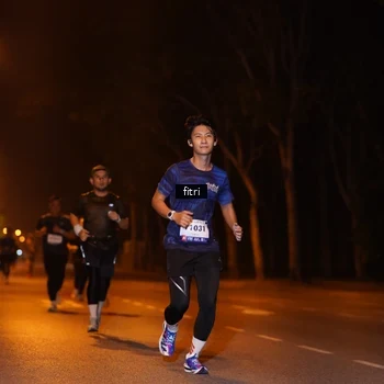 Runner Photo 8209505