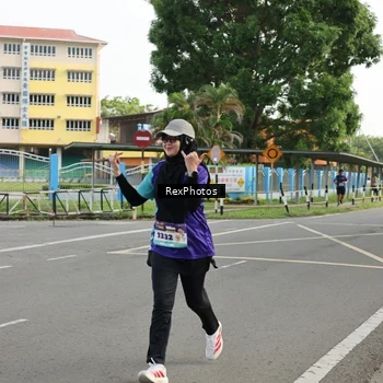 Runner Photo 8209511