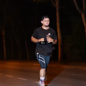 Runner Photo 8209523