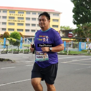 Runner Photo 8209544
