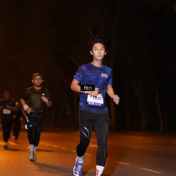 Runner Photo 8209545