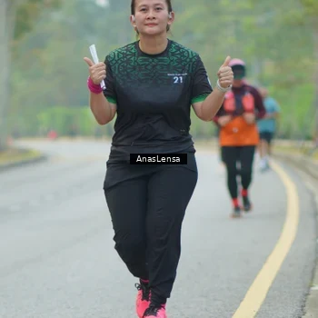 Runner Photo 8209559