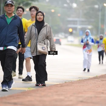 Runner Photo 8209563