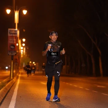 Runner Photo 8209595