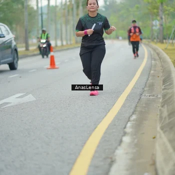 Runner Photo 8209598