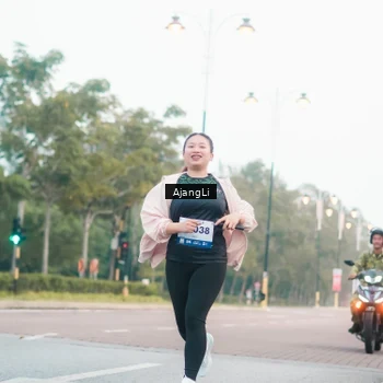 Runner Photo 8209609