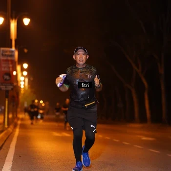 Runner Photo 8209611