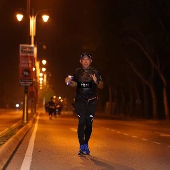 Runner Photo 8209613