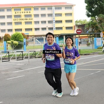Runner Photo 8209624