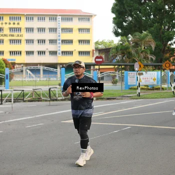 Runner Photo 8209668