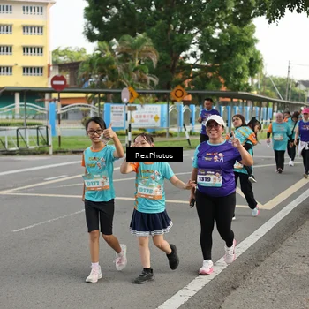 Runner Photo 8209682