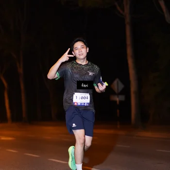 Runner Photo 8209693