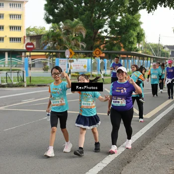 Runner Photo 8209696