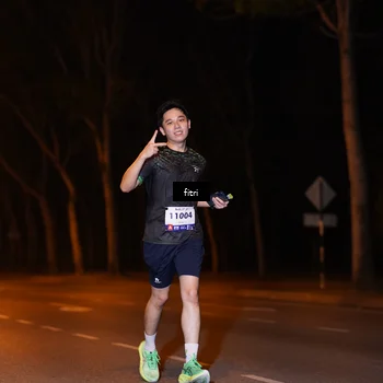 Runner Photo 8209704