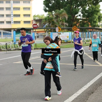 Runner Photo 8209706