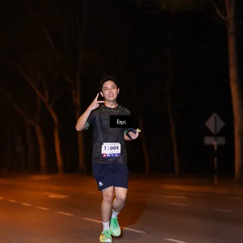Runner Photo 8209719