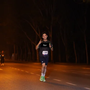 Runner Photo 8209731