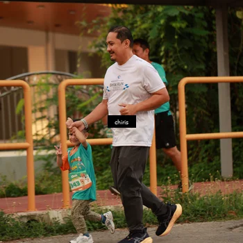 Runner Photo 8209732