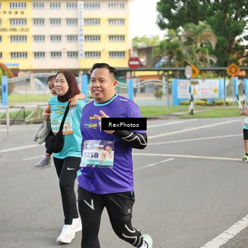 Runner Photo 8209734