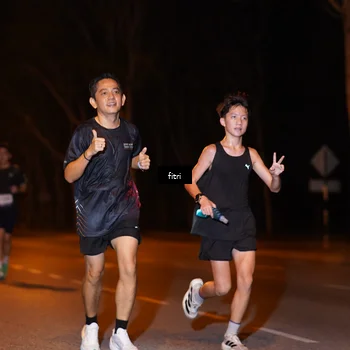 Runner Photo 8209753
