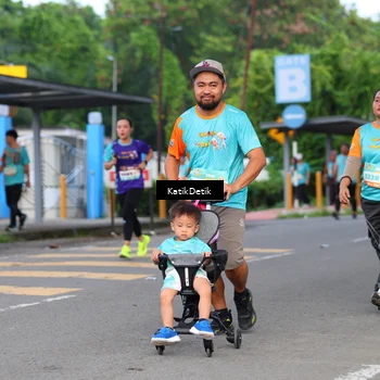 Runner Photo 8209795