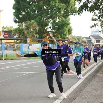 Runner Photo 8209800