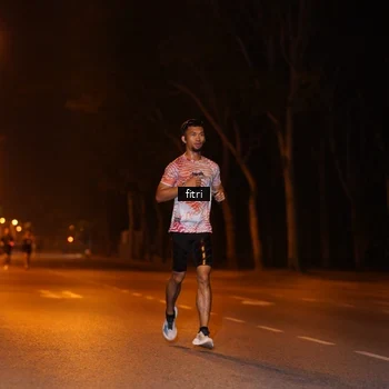 Runner Photo 8209872