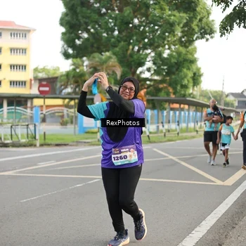 Runner Photo 8209886
