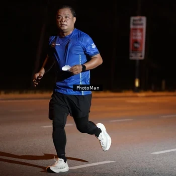 Runner Photo 8209892