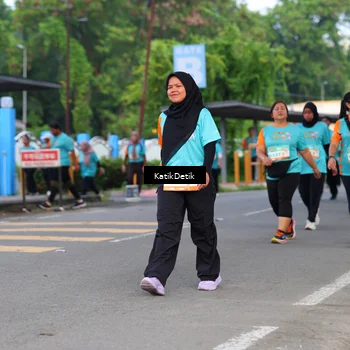 Runner Photo 8209906
