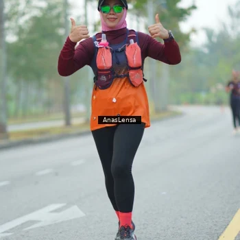 Runner Photo 8209910