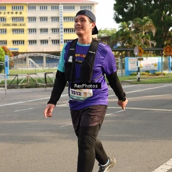 Runner Photo 8209916