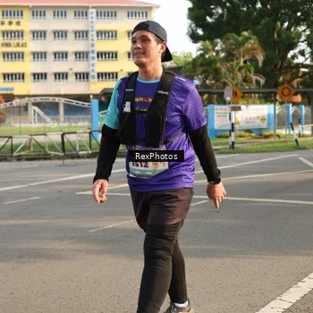 Runner Photo 8209919