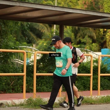 Runner Photo 8209921