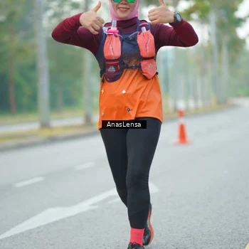 Runner Photo 8209924