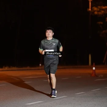 Runner Photo 8209938