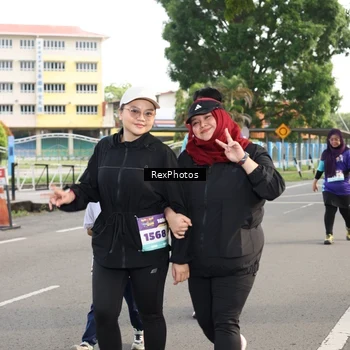 Runner Photo 8209939