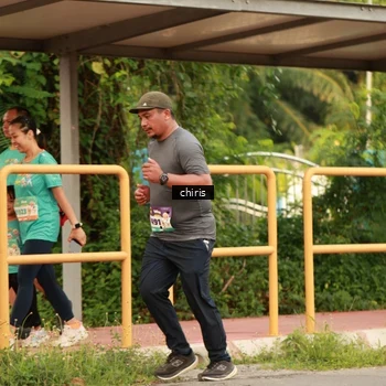 Runner Photo 8209940
