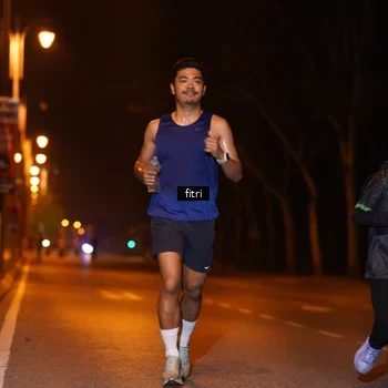Runner Photo 8209955