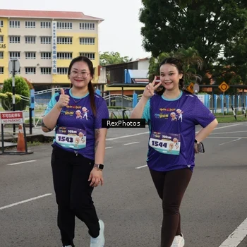 Runner Photo 8209958